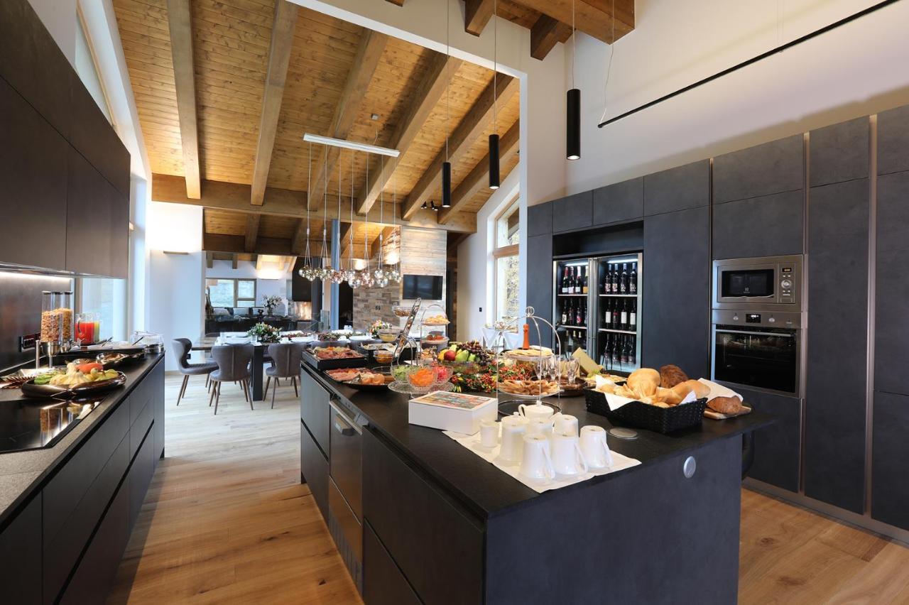 Chalet Blanc Breuil-Cervinia Extérieur photo